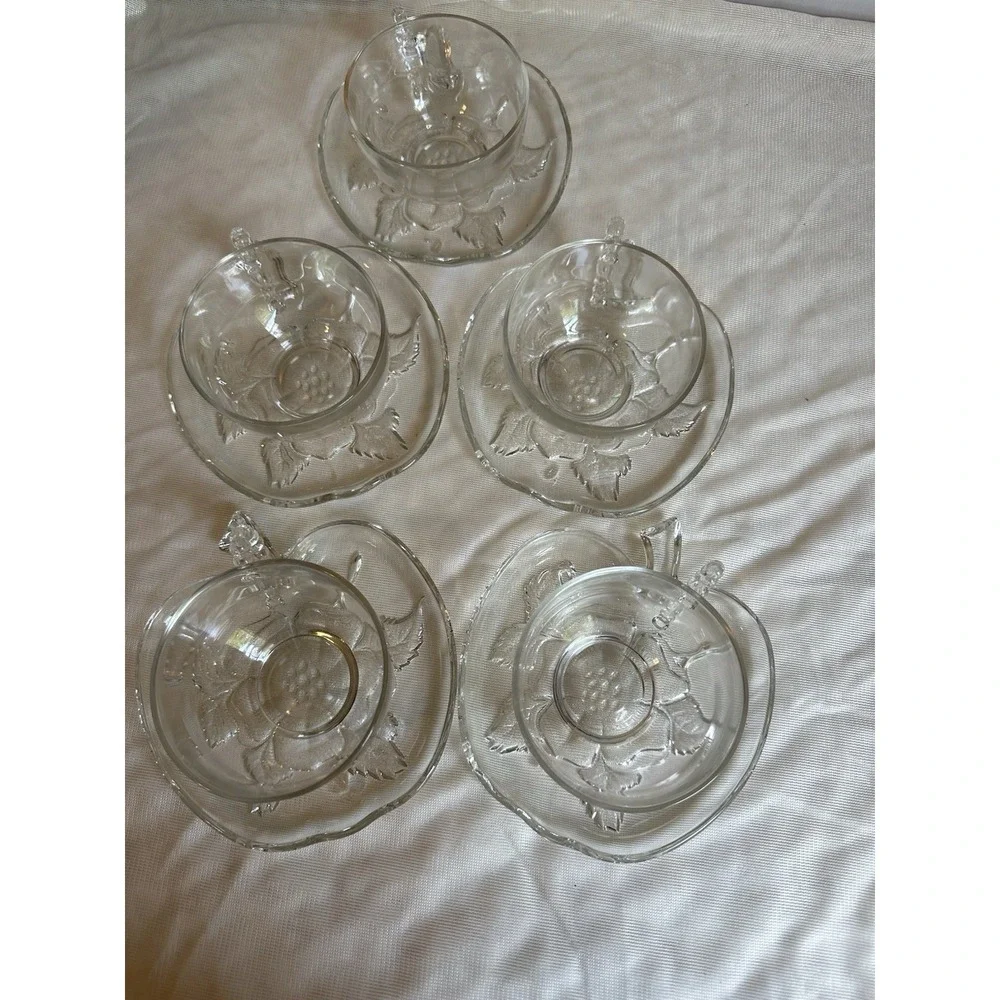 Clear Glass Apple-Shaped Floral Plates and Bowls 5 Piezas Pressed Set